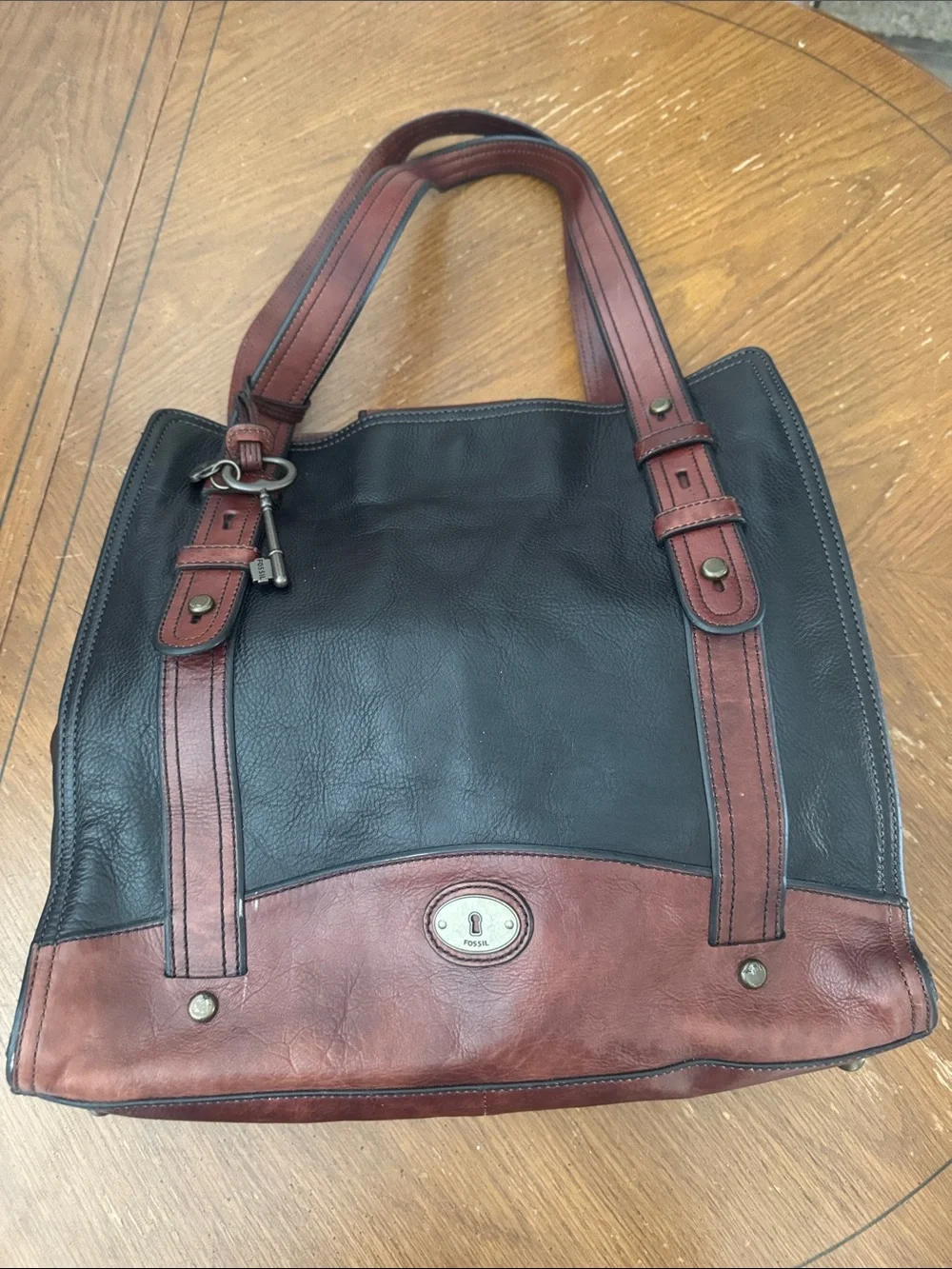 Fossil leather bronze